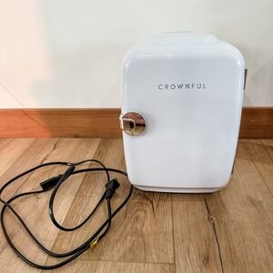 CROWNFUL‎ Mini Fridge,4Liter/6 Can Portable Cooler and Warmer Personal Fridge